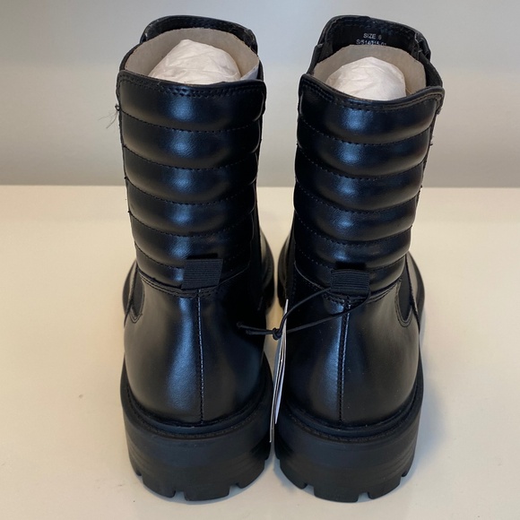 *NWT* Chelsea Boots - Black - Sz 6 - Picture 3 of 13